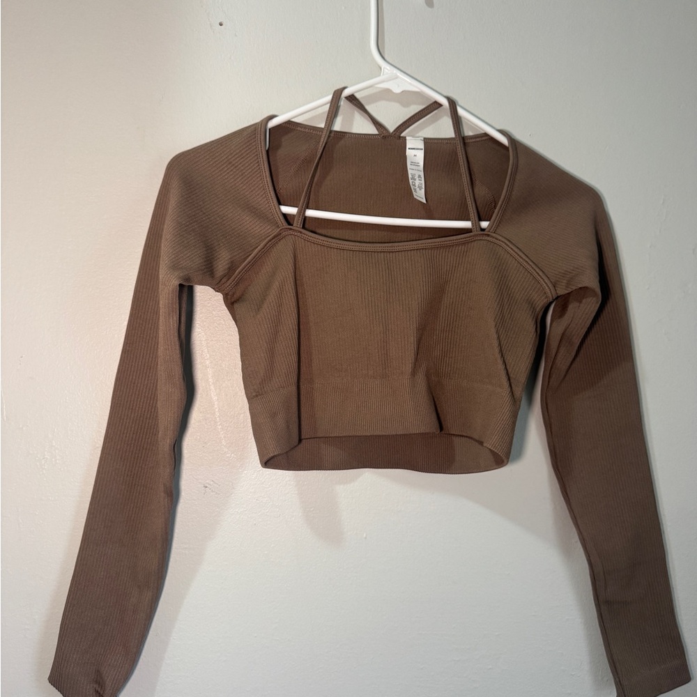 Fashion Nova Chocolate Long Sleeve Crop Top